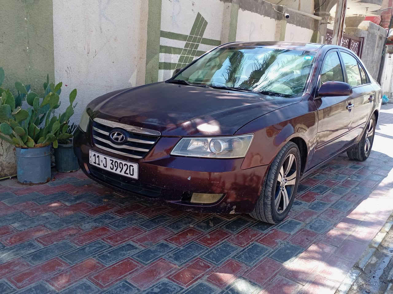 سلام عليكم سوناته 2006 وارد امريكي مكينه 6 رقم بغداد انكليزي سيارة جاهزه حداديه مكينه بس تبريد مايشتغل سياره جارده سعر 75بيه مجال رقم ***********
