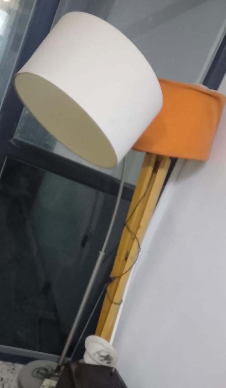 اغراض منزليه مستعمله نضيفة جداً 
المكان بغداد الغزاليه 
للاستفسار واتساب ***********
