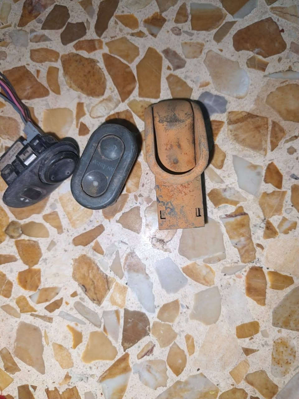 سويج • كزوز • مرايه