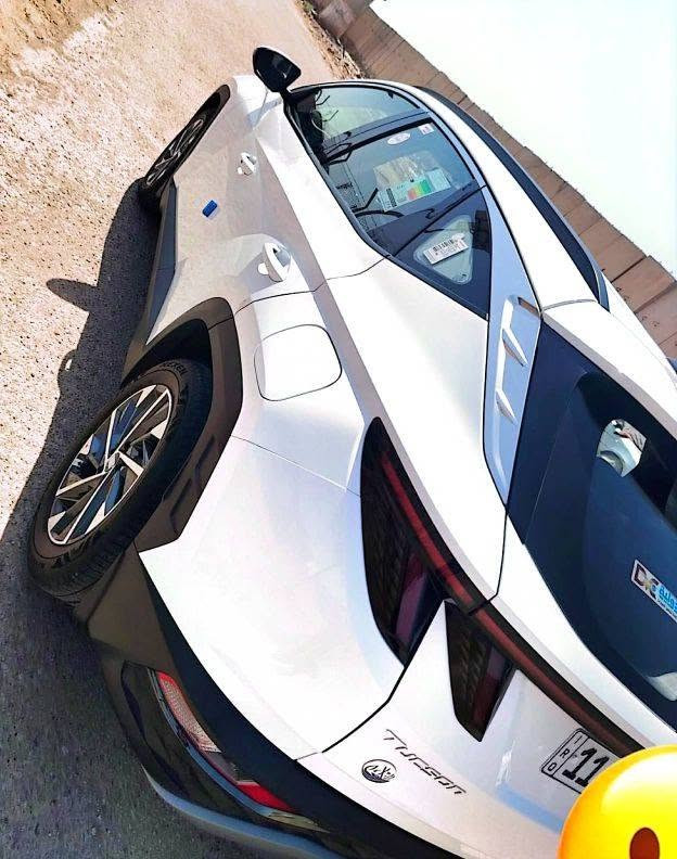 هيونداي توسان 2023 – للبيع 🚗
المواصفات العامة:  

​الموديل: 2023  خليجي

​الحالة: مكفولة كفالة عامة من أي ضرر، صبغ، أو تعديل (شرط الفحص)  

​المحرك: [2000 دوش المرغوب]  

​المواصفات: [شاشة كبيرة، كاميرا، بصمة، كشنات قماش/ تشغيل عن بعد / مرايات شفط مع البصمه، هند بريك بصمة، رادار امامي،تحديد مسار، تبريد قطعتين، مانع الاصطدام، شاحن وايرلس ]  

​المسافة [45982 ألف كم]  

​الرقم: [بغداد / باسمي تحويل ثاني يوم ]

​✨ الملاحظات:  

مكلف مكلف بالنشر لا ارد على الخاص او التعليقات 🌹🌹

​السيارة بحالة الشركة ونظيفة جداً (أخت الزيرو).  

​💵 السعر: [ 205 $ بيها مجال ]

📍 الموقع: [الناصرية]

📞 للتواصل والاستفسار: [***********]
