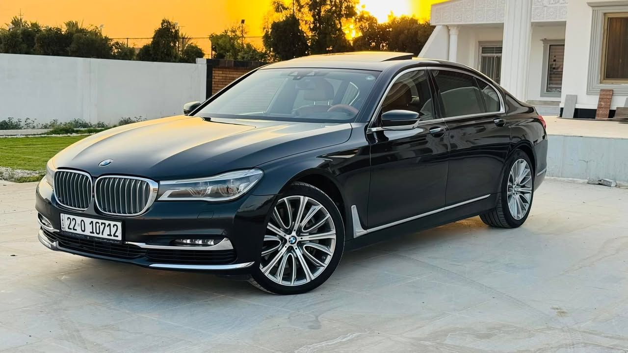 BMW 750Li (Individual)  VIP  
سياره كفاله عامه من الصبغ والحادث
مجرد ملاحظات بسيطه 
  ٢ بصمات شركه بلادي 
 سيرفس كلها - شركه عروش (صفر مسج)
السعر :: ٢٩٠$ 
………………………………………………..‏‎

‏‎مواصفات فول الفول 
الوارد : خليجي (وكالة العروش) 
اللون : اسود ملكي 
موديل : 2018
ماشيه: ١٢٠ الف  كيلو 
حجم   محرك : 8 سلندر توين توربو
لون داخل قرميدي ملكي
كشنات جلد مساج   
 بانوراما 
ستيرن هيتر 
سقف ليزر + كانتارا 
سماعات Bowers & Wilkins
گیچ الکترونی  
داتاشو
 حساسات امامي خلفي 360 درجه
5 كاميرا 360 درجه 
 لايت زينون ويه الستيران يفتر + لد امامي 
 بلوجكتر لد بك لايت لد  
 كشنات تدفئة تبريد و هيتر
 كروز سرعه 
 كشنات كهرباء 
 شفتات بالستيران 
 استيرن كهرباء 
هند بريك بصمه + اوتو بريك 
۳ نوع قیاده‌ sport confort eco sport+
 تحكم اسيران 
 نظام سبورت نظام ايكو نظام نورمل 
 شاشه كبيره 
ماوس كبير
 تحكم بالشاشة عن بعد 
 الداخل كله لد بي ١٥ لون  
تبريد قطعتين 
٣ بردات بلادي كهربائي 
 صندوق كهرباء شفت
٤ ابواب شفت
و بعد كثيير من المواصفات المامذكورة
سيارة بدون اي نقص لو برغي 
مكان السياره : صلاح الدين - قضاء العلم 
***********
