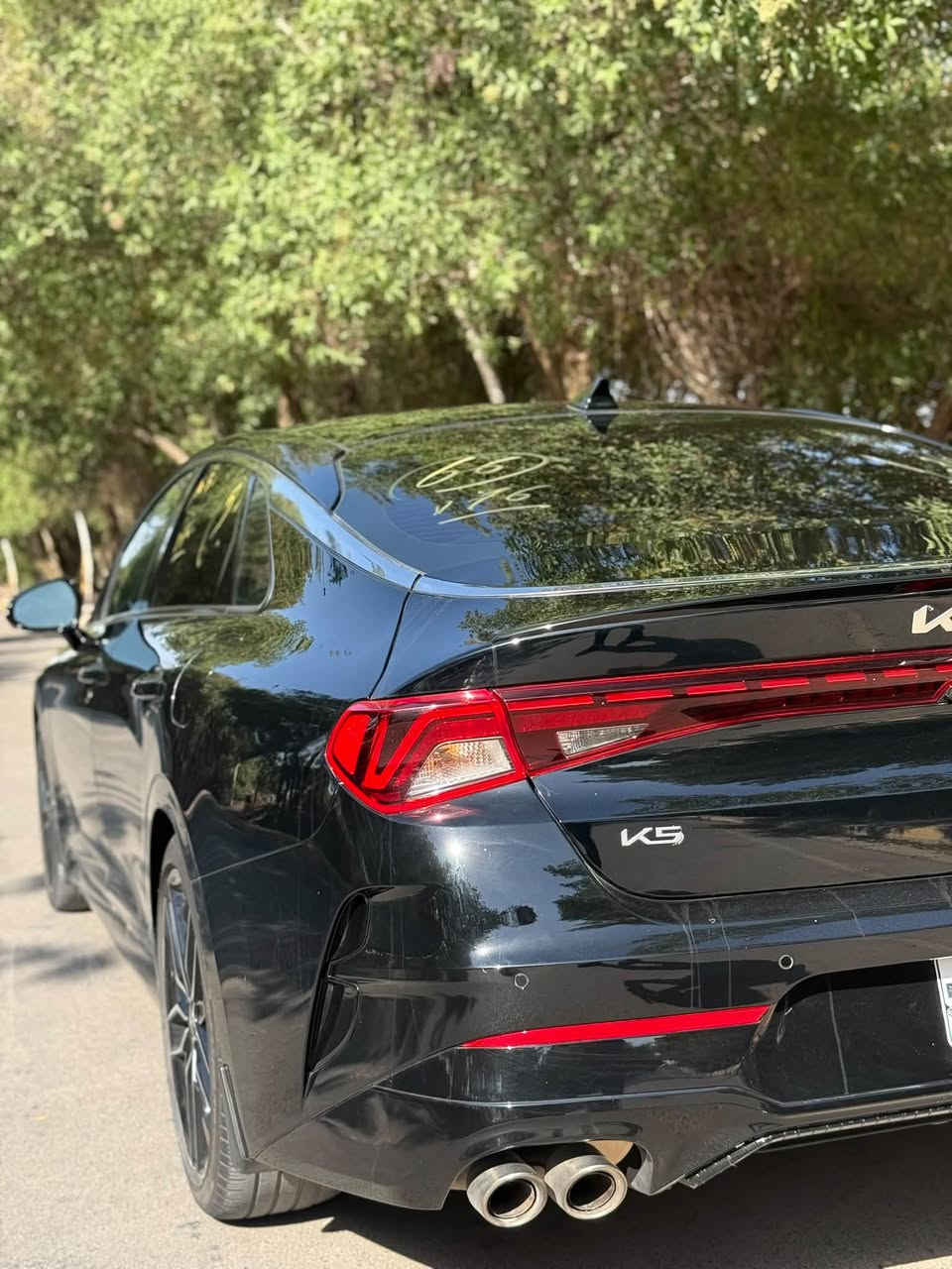 نــوع الــمـركـبة:- K5 - GT
الـــــمــوديــــل:-2024

حــجـم الـمـحرك:- Turbo 2500

الــــعـــــــــداد:49 الف ميل

قطع التبديل بابين جهة العبري والجاملغ الامامي 

الـــــــوحـــــــة:- فحص مؤقت

 

للمراوس

المواصفات 

- بصمه تشغيل + ابواب

- تشغيل عن بعد ( Remote Start )

- بنوراما فتحتين 

- كشنات كهربائيه للسائق والراكب مع خاصيه التخزين memory مع تدفئه + تبريد بالكشن مختم GT

- تدفئه بالستيرن + تحكم ستيرن جهـتين 

- شحن لاسلكي

- لايت زينون ٣ عدسات ديناميكي ذكي وحساس تشغيل لايت تلقائي  

- كشافات زينون

- بك لايت led متصل

- 5 كاميرات محيطيه 360ْ

- رادار امامي + خلفي + جانبي مع خاصيه العرض view

- نظام النقطه العمياء مع تحذير الاصطدام مع خاصيه التوقف التلقائي عند الرجوع للخلف

-حساسات امامي +خلفي عدد8

- مثبت سرعه ذكي تفاعلي مع الرادار 

- نظام كشف حركه المرور الخلفيه توقف ذاتي عند مرور شخص او سيارة من الخلف 

- مساعدة البقاء في المسار في حال عدم الانتباه 

- مساعد الخروج الامن عند فتح الابواب 

- شاشة وسطية 10.25 إنش تدعم Apple CarPlay & Android Auto 

- خاصيه التحكم بصوت المحرك عن طريق الشاشه Active sound design ٣ وضعيات 

-نظام صوتي محيطي من شركة Boose العالمية عدد 12 سماعة

- درايف مود ٤ وضعيات للقياده 

‏Normal,sport,sport plus ,custom 

- نظام ترحيب عند الاقتراب فتح الاضواء والمري 

- فتح الجنطه عند الاقتراب

- مري شفط + قلاب عند الرجوع للخلف 

العنوان:-النجف -الكوفه 
***********
