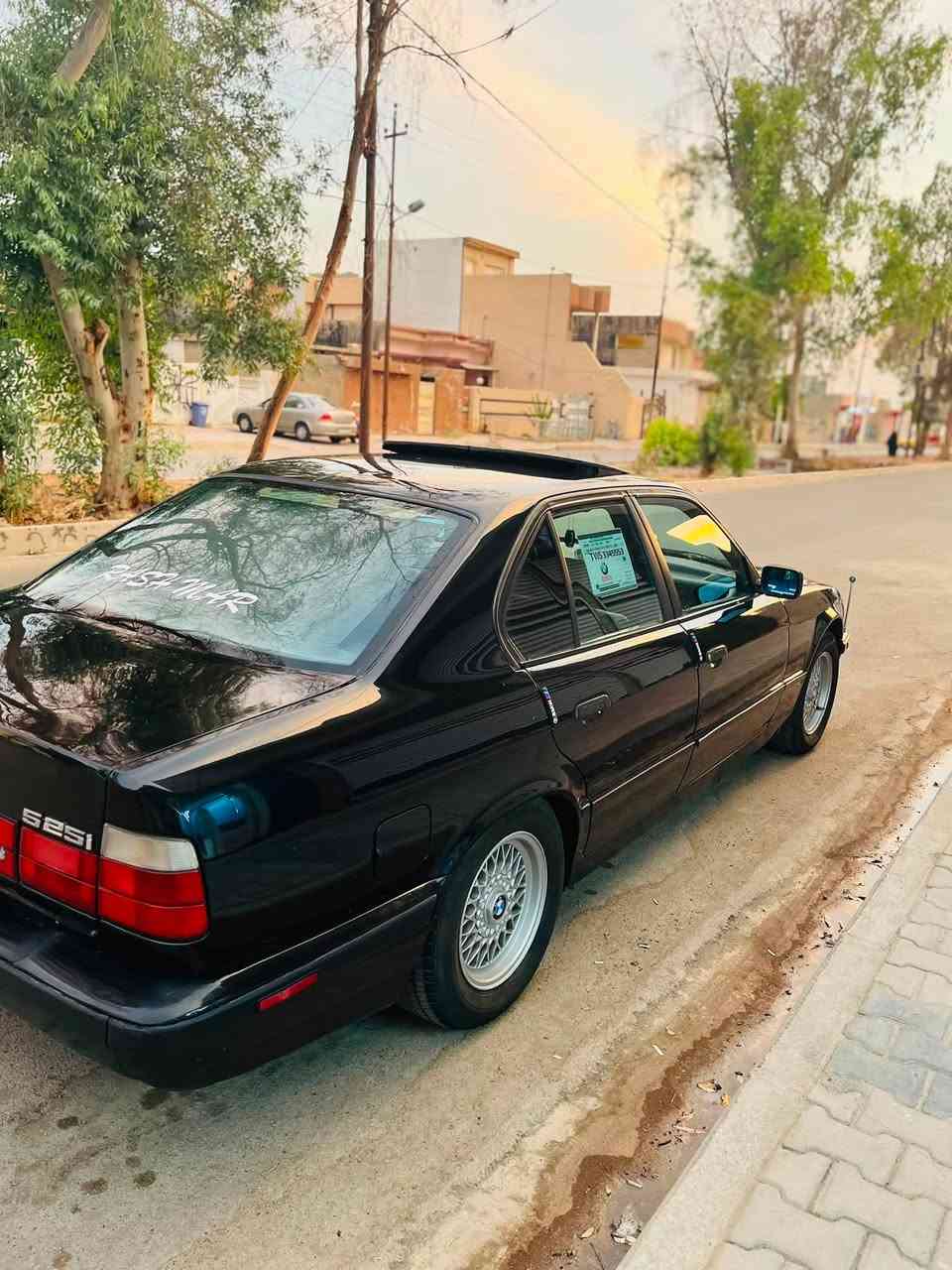السلام علیک BMW 525 بیلاد  مودیل 1991 فول مواسەفان تەبرید توماتیک  سلایت جامات کراب
سبوغ عام علی جاملی مابي ضربە سعر 60 $ 
*********** واتس اب
