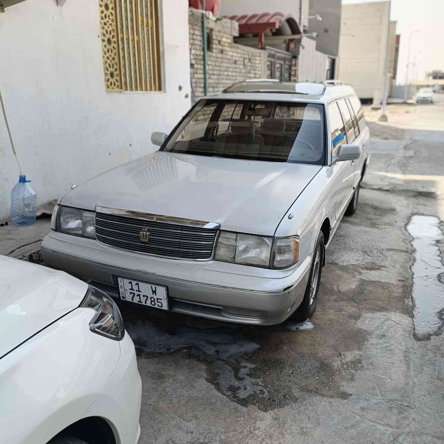 سلام عليكم ارنب ستيشن ياره جديده ونضيفة
مكفوله من الضربه صبغ بيهة قليل مكينه 2500 جديده ستوه مشدوده كيره بلجيس حداده تخبل جاهزه تحويل بسمي السعر ***********مكاني البصره حي القضا السعر 65
