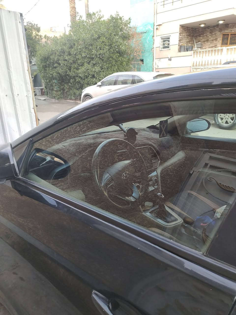 تحيه طيبه السلام عليكم
النترا 2019 وارد امريكي 
ضرر موضوح صور بابين فقط من جهه سايق 

عداد المسافه 107ميل  
مكينه كير مكفول 
مكينة 2000
شاشه كامره 
تحكم ستيرن 
مثبت سرعة 
سويج 
رادرت قيادته 
مانع انزلاق 
تبريد جاهزه 
رقم اربيل شرط تحويل 
120 ورقه  
إي استفسار رقم صاحب***********
مكان بغداد الحريه 
متواجد ع فيس ع واتساب
