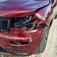 جيب ٢٠٢٠ فول  نظيفة صورها كلها مع الحادث ٢١٥ وبيها مجال ٠٧٧٠٨٠١٥٣٥٣ مك...