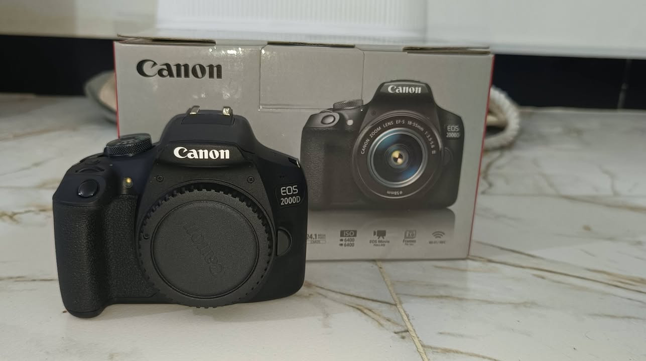 السلام عليكم ...
كامره canon 2000D للبيع

متسعلمه استعمال جدا قليل الله شاهد و الكامره اخت الجديده والله شخط واحد مابيه

يجي وياه العدسه الاصليه و جنطه لكامل ملحقات الكامره

وكارت ذاكر و تحويله من الكارت للموبايل وكفر خاص للكامره وشاحن البطاريه وعده تنظيف

وهديه ستاند ترايبود اصلي 

يعني من الاخير الكامره جاهزة من كل النواحي و حيل نظيفه

للاستفسار التواصل على الواتس اب فقط على الرقم التالي ***********

السعر خاص المكان كربلاء

