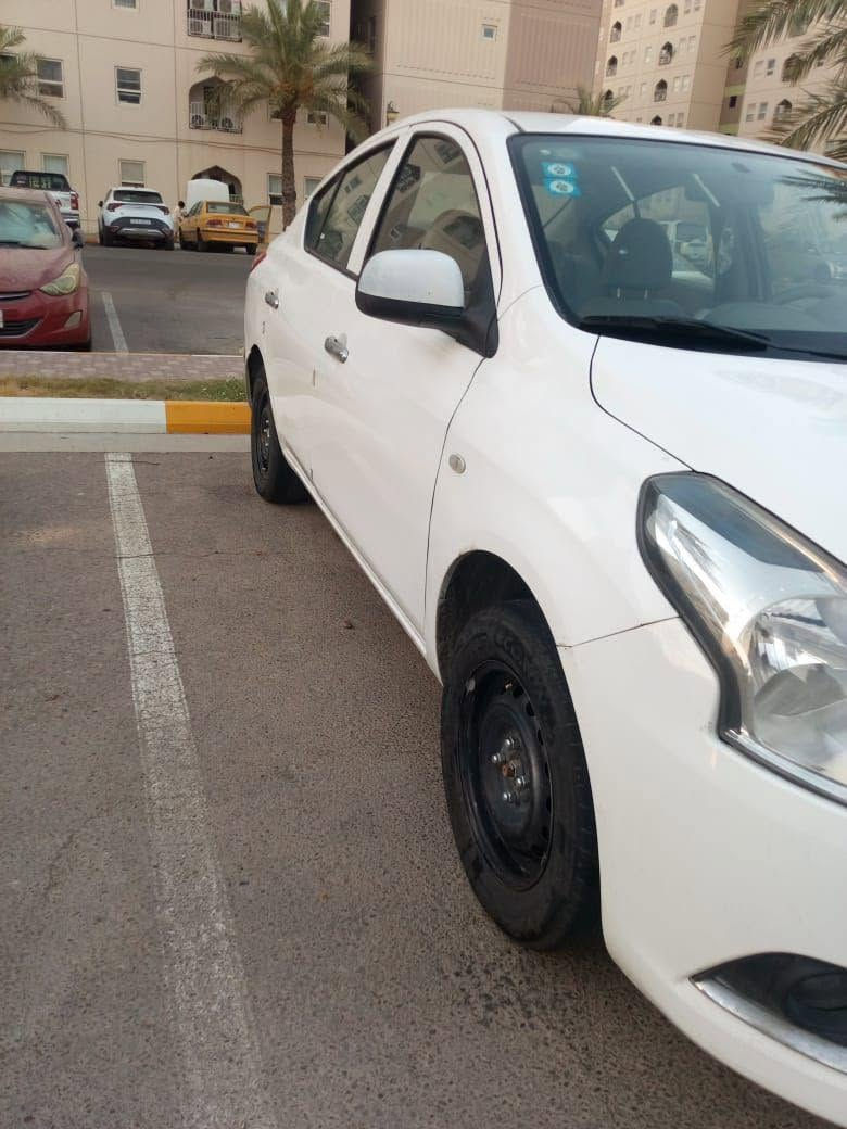 موديل 2022 
رقم بغداد الإنكليزي الجديد 
بأسمي تحويل مباشر 
بيها بارد بالجاملغ الخلفي 
والباقي على وضع الشركة 
كير ومحرك ضمان 
تبريد ثلج ماشاء الله 
سيارة خير من الله حلوة ومرتبة ومخليها فقط للدوام ماشية 86 الف وشوية 
السعر 105 
مكاني بسماية 
تواصل على الرقم ***********
