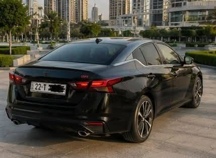 🚗 للبيع | نيسان التيما SR موديل 2025 🚗
سيارة شبه الوكالة شكل جديد، ترقيم جديد واستخدام قليل. 
📌 المواصفات:
* الموديل: 2025
* الفئة: SR
* المحرك: 2500 cc (2.5L
* العداد: 8300 
* دفع أمامي (FWD). 
* مصابيح LED وزنون أمامية وخلفية.
* ابواب بصمة. 
* شاشة لمس مع دعم Apple CarPlay وAndroid Auto.
* كرسي سايق تحكم كهرباء
* كراسي جلد اسود فخامة. 
* كاميرا خلفية وحساسات .
* رادار 360 درجة. 
* اوتو stop مانع اصطدام. 
* تحديد مسار وتوقف مفاجي. 
* الابواب وتشغيل بصمة مع تشغيل عن بُعد.
* مقود رياضي متعدد الوظائف مع شفتات Paddle Shifters لتبديل السرعات.
* مثبت سرعة، 
* نظام تكييف ذاكرة
*  مانع انزلاق. نظام الثبات الإلكتروني ABS، 
* وسائد الهوائية ارباك كلها سليمة. 
* مسجل شاشة كبيرة كاربلاي
* تعتمد فئة SR بمحرك 2.5 لتر بقوة تقارب 190 حصان محرك ادير عادي لا دوانز ولا يختلف العزم .
* السيارة استيرادها وترقيمها على ايدينا رقم اربيل باسمي هزة وسنوية جديدة لغاية 2031.مال جني احتاجينه نريد نبيع. 
✅ السيارة شبه زيرو، استخدام قليل، جاهزة بس دير بنزين وبدل دهن.الحادث موضح بالصور مع رقم الشاصي فقط باب خلف السايق صبغ والباقي كلين بجم  وخلفية كبس شركة. 
💰 السعر المطلوب: 189 ورقة مجال قليل
✅ سيارة باسمي بيع شرط التحويل مكانها بعقوبة
للاستفسار والتواصل، يرجى مراسلتي على الخاص  واتس اب ***********
كل التفاصيل مذكورة ورجاء المو شراي لا يعلق ولا يتصل والله يسهل للجميع
🌹🌹🌹🌹🌹🌹🌹🌹
