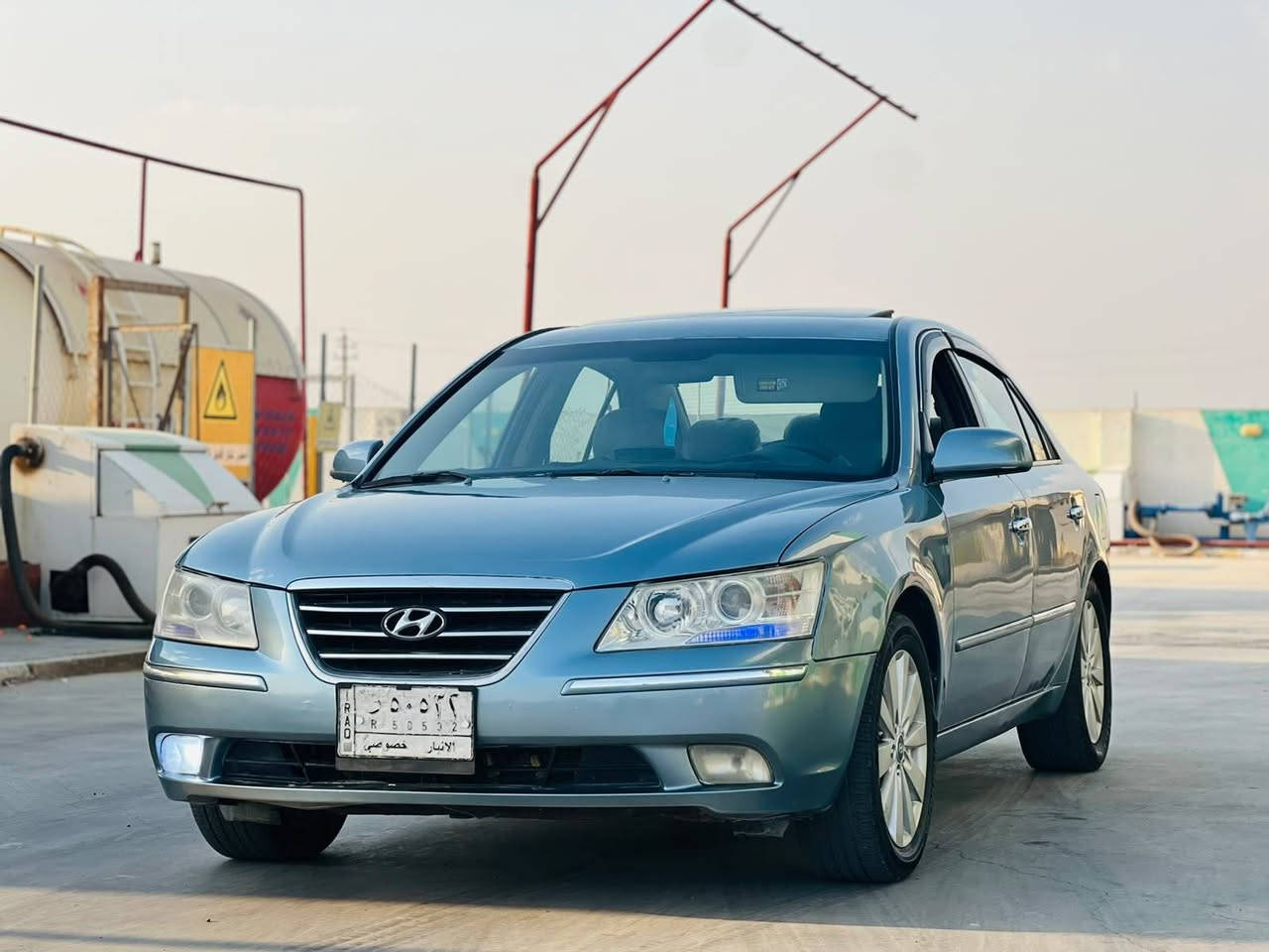 السلام عليكم.  للبيع سوناتا 2009. خليجيه فول مواصفات.   رقم انبار شرط التحويل                         محرك 2400 دوش.  كير محرك مقفولات ما مفتوحات.   سياره مصبوغ حزام جماليه 👉. بدون ضربه.  تبريد ثلج 🥶 سياره جاهزه من كل شيء 👉 السعر 100 وبيها مجال للطيبين.  مكان الانبار الفلوجه رقم الهاتف***********

