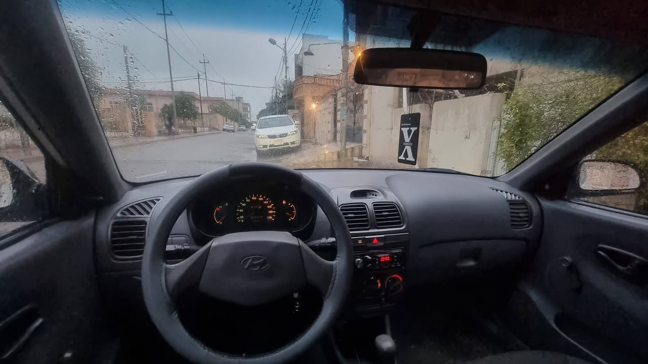 هۆندای اکسینت 2001
گێر عادی مەکینە 16

ڕەقەم تازە تا 2029

حیزام بۆیاخ

ناو گرتنی نیە 

زۆر جوان و خاوێن

گێڕ و مەکینە بە شەرت
تەبرید سارد و گەرم بە شەرت

لایتی زینۆن

4 تایەی تازە 

داشبوولی لۆک کاڵ بوونەوە و تەقینی نیە

بەو تەمەنەوە 360 هەزار ڕۆشتووە

هەموو گیانی بە شەرت

لێدراوێکی بەسیتی هەیە لەسەر بۆنیدەکەی دیارە ئەویش شتێکی وا نیە 

نرخی 5500$ کەمێک مەجال

***********

سلێمانی

Honda
