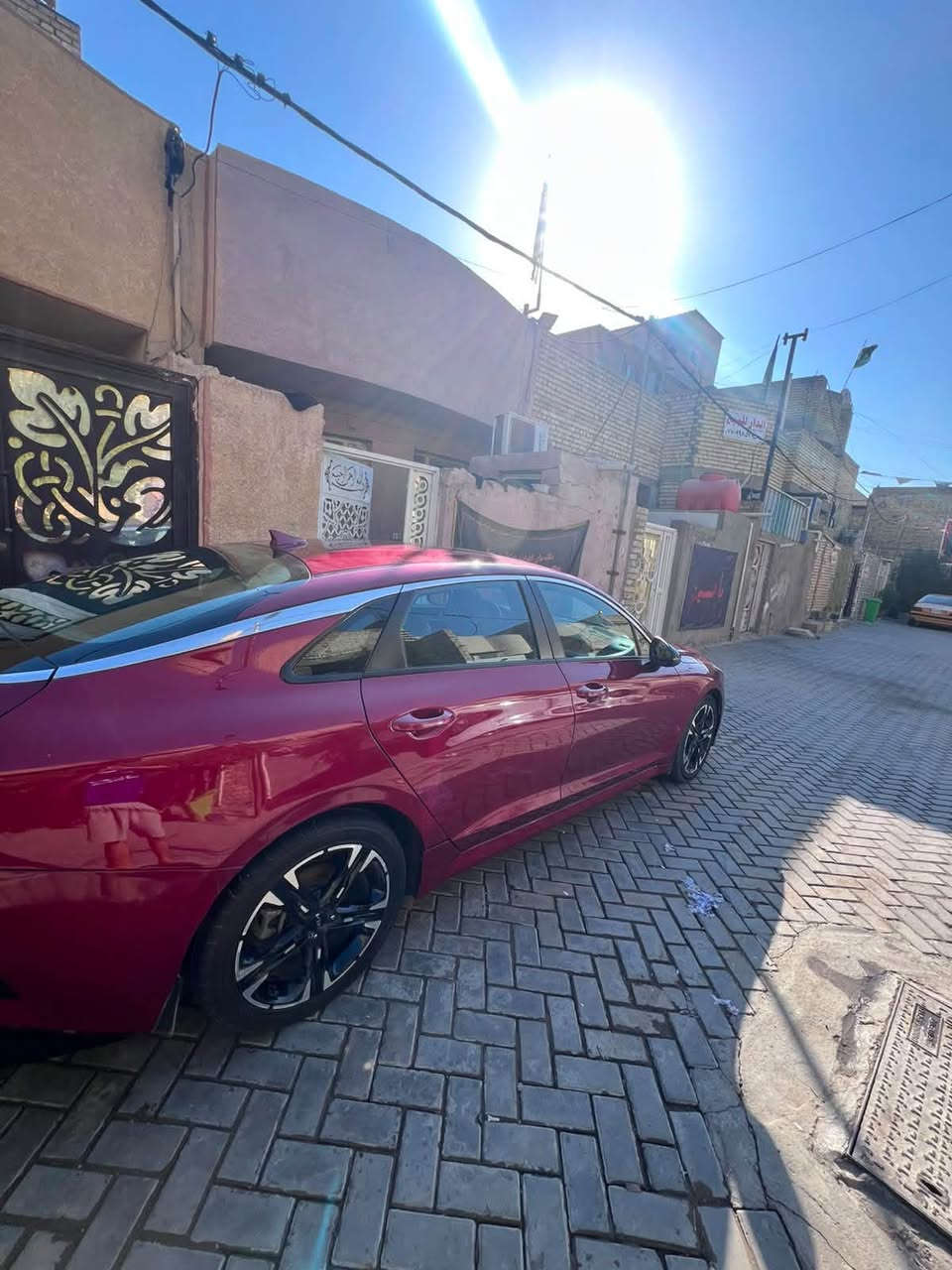 السلام عليكم K5
22 تيربو 1600
رقمها ديونيه مشروع وطني بأسمي حادثها باب خلفي بيها ٣ قطع صبغ السيارة موجوده ابغداد سعرها ١٣٥ 
*********** السيارة فول عدا الفتحة
