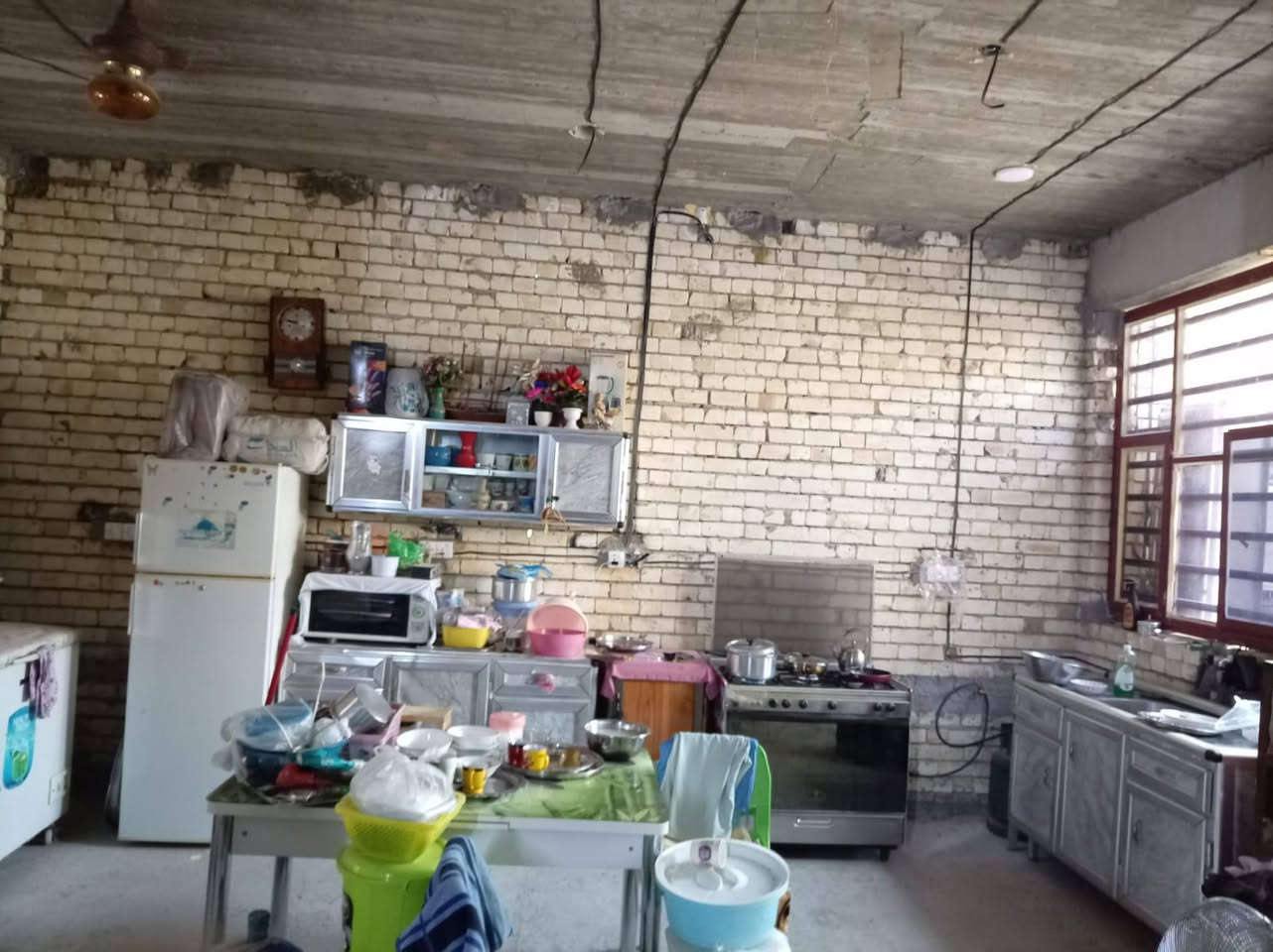 للبيع بيت 150 متر واجهة 10 نزال 15 سند 25 ***********
للبيع في هور رجب بصف البانزيخانه اضواء بغداد يبعد 50 متر ع الشارع الرئيسي اي استفسار الاتصال على رقم
