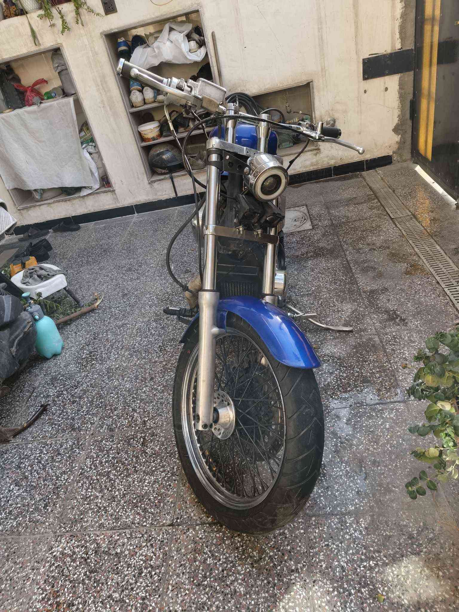 سلام عليكم هارلي ببر 400cc دراجة نضيفة عليهة ادامة كاملة مكينة وكير وكلشي مكفول لايت زنون ويالة نيكل دراجة تعبان عليهة ومرتبهة علة ايدي للبيع مكانهة الشعب السعر ١٫٥٠٠٫٠٠ الف وبيهة مجال رقمي *********** فقط بيع بغداد, العراق
