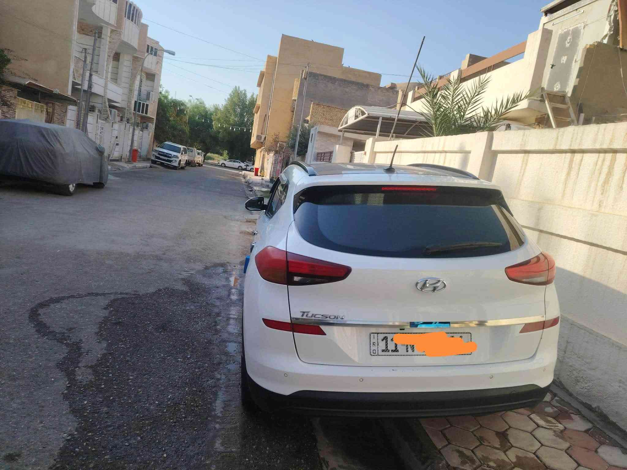 السلام عليكم توسان موديل ٢٠٢٠ كوري فووول مواصفات بصمه كشنات جلد كشنات كهرباء بانوراما رقم بغداد باسمي تحويل مباشر هزه جديده الصبغ البيها كما موضح مكفوله من الحادث والجفيه سقيفه طاحت عليها وبيها راجز بدلته والراجز القديم موجود بصماتها ٢ السياره بالكوت مركز المدينه السعر المطلوب ١٥٧$ ***********

