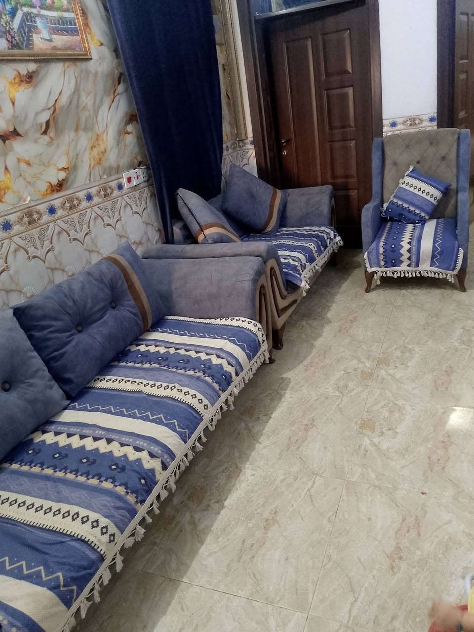 سلام عليكم تخم تكمه جديد كلشي مابي 10 مقاعد العنوان بغداد الزعفرانيه سعر 200 الف *********** رقم بي وتساب
