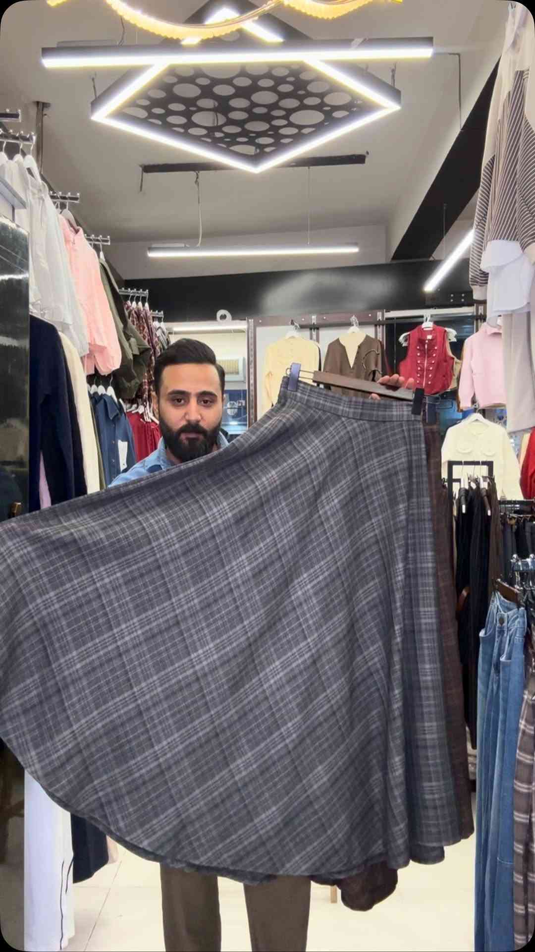 تنوره كاروهات • مقاسات ٣٦-٤٤ • توصيل العراق