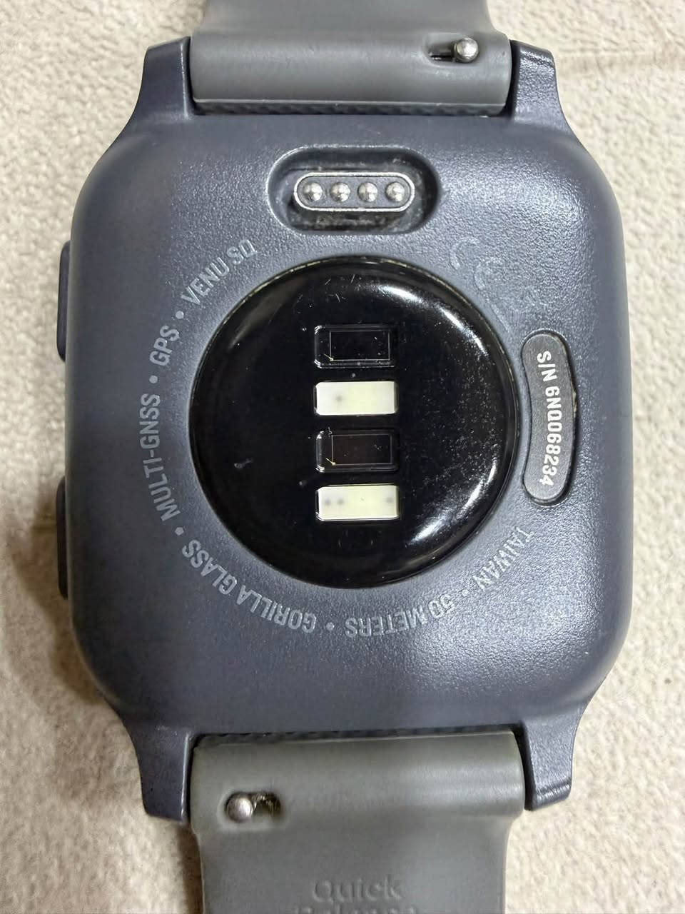 Garmin Venu Sq • كيبل شحن • مربّعة