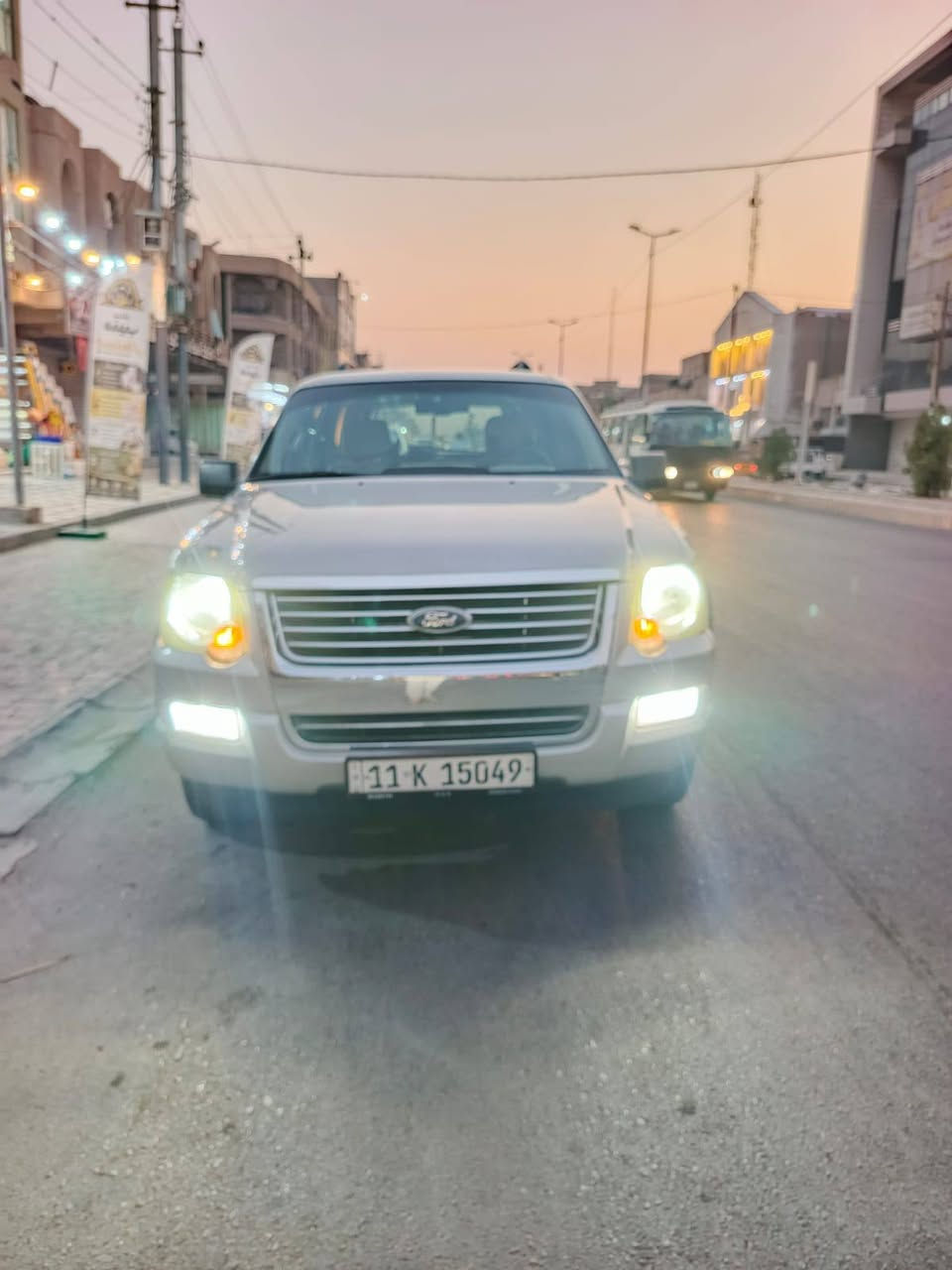 السلام عليكم فورت اكس بلور 2007 جاملغ ليسرء صبغ  مكينه كير تبريد صدر  كفاله عنوان السياره بغداد الشعب ممتواجد ع فيس رقمي ***********
