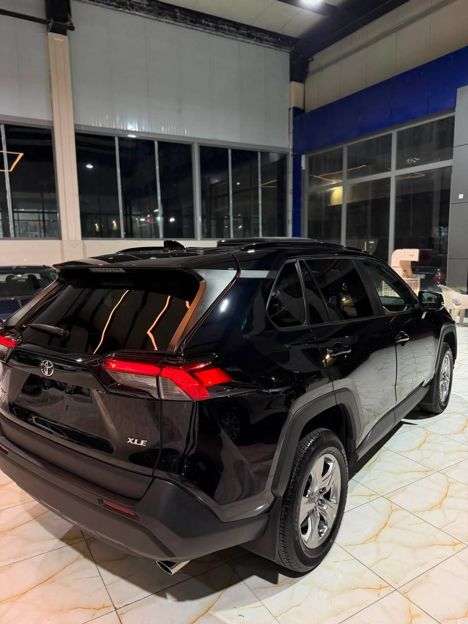 🔥 Toyota RAV4 XLE 2023 للبيع 🔥
🚘 المواصفات:
• XLE
• بصمة وتشغيل زر
• باب خلفي كهربائي
• رادار
• جملغ صبغ و ربع بونيد
• إيرباگ ستيرن سيستم

• السيارة نظيفة وجاهزة

💰 السعر: 218 ورقة — مجال بسيط

📍 العنوان: دهوك

📞 استفسار كورك: ***********
📱 واتساب: ***********

🔥 للجادين فقط.
