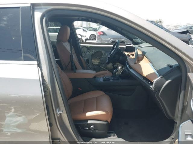 2025 CADILLAC XT4 FWD PREMIUM LUXURY 
السعر بيع مباشر من المزاد   :   99  $
تاريخ المزاد  :   2026/9/22
الحادث  :  موضح بالصور
حالة السيارة  :السيارة تعمل و تسير
 ((  مكان السيارة في امريكا   ))
بإمكان ادخال السيارة على كتاب شهداء
((  يكون حساب الجمارك و الضريبة على مبلغ الفاتورة للسيارة  ))
مدة النقل من امريكا الى العراق 60   يوم  (( يتعهد المكتب بفترة النقل ))
للشراء الحضور الى المكتب في العنوان المذكر بالأسفل مع جلب عربون 
مكتب همام كريدي لمزادات السيارات  
شراء و نقل السيارات من امريكا للعراق
العنوان  /  بابل - حله - شارع الجمعية
اهلا وسهلا بيكم من الساعة ٣ الى الساعة ١٠ مساءاً
***********
واتس اب
https://wa.me/message/BEZOHX2I6NQDD1
 
 
#مزاد #كوبارت #iaai #وارد #امريكي #عقبة #ميناء #بيع #شراء  #استيراد #نقل #الحره #تخليص #تعقيب #كيا #هونداي #الزرقاء #الاردن #بلسايد #تولورايد #النترا

نص مكتوب في الصور:
- 000-45871460 - 08/17/2026 - IAA Inc.
- 000-45671480-08/17/2026 - IAAI, Inc.
- 000-45671460 - 08/17/2026 - IAA Inc.