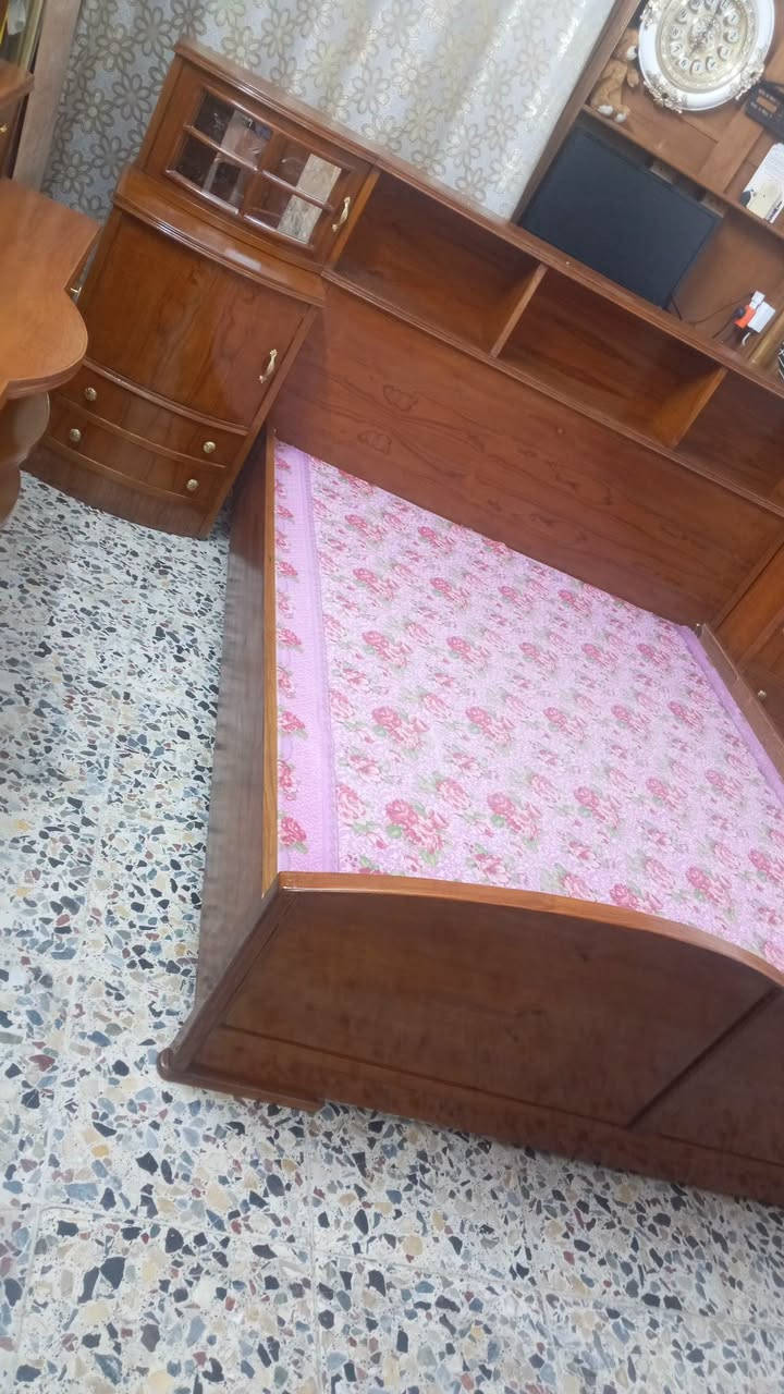 جربايه نفرين صاج تزكام مستعمله الصوميه طول مترين عرض متر و60 سم السعر 225 وبيه مجال العنوان بغداد حي الإعلام سوق اميمه  حي الشباب نهايته الشارع فرع ماركت فريش موبايل عراقنا وتساب بي 
*********** 
***********
يوجد توصيل غير مجاني داخل بغداد فقط
