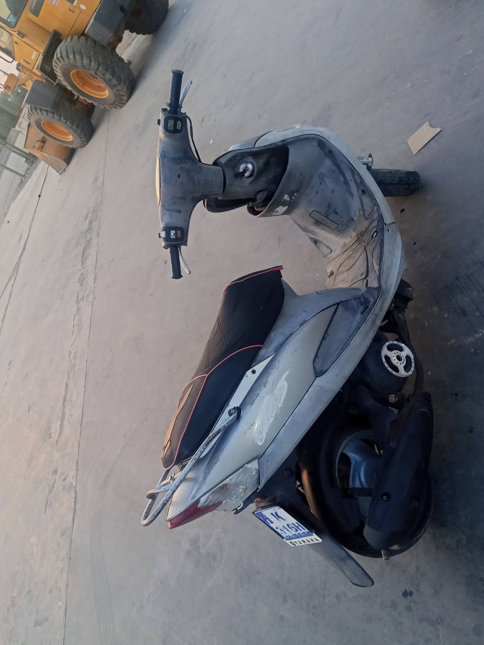 السلام عليكم الدراجه لبيع السعر 450 ومجال 
الدراجه كاملة كلشي ما بيهه ولا عايزه أي شي 
دراجه خير من الله حلو نضيفه 
***********رقمي 
العنون نجف البوحداري
