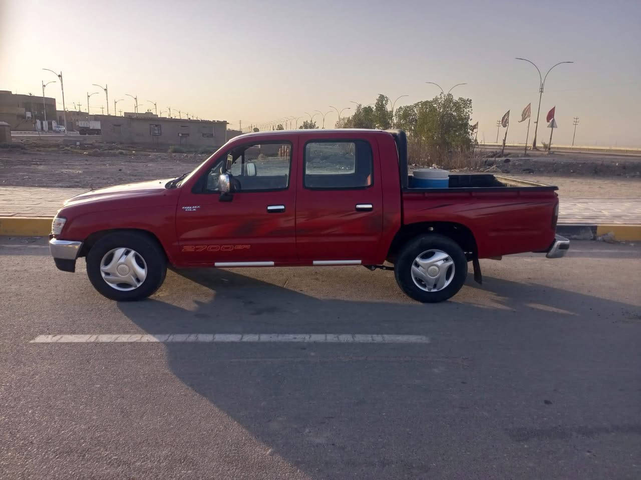 تيوتا 2004 كامله من كلشي كير مكينه حداديه سياره كارتون رقمها واسط السعر 100 وبيها مجال اتصال ع صاحب السيارة مكلف بالنشر( *********** ) مكان ذي قار قضاء البطحاء
