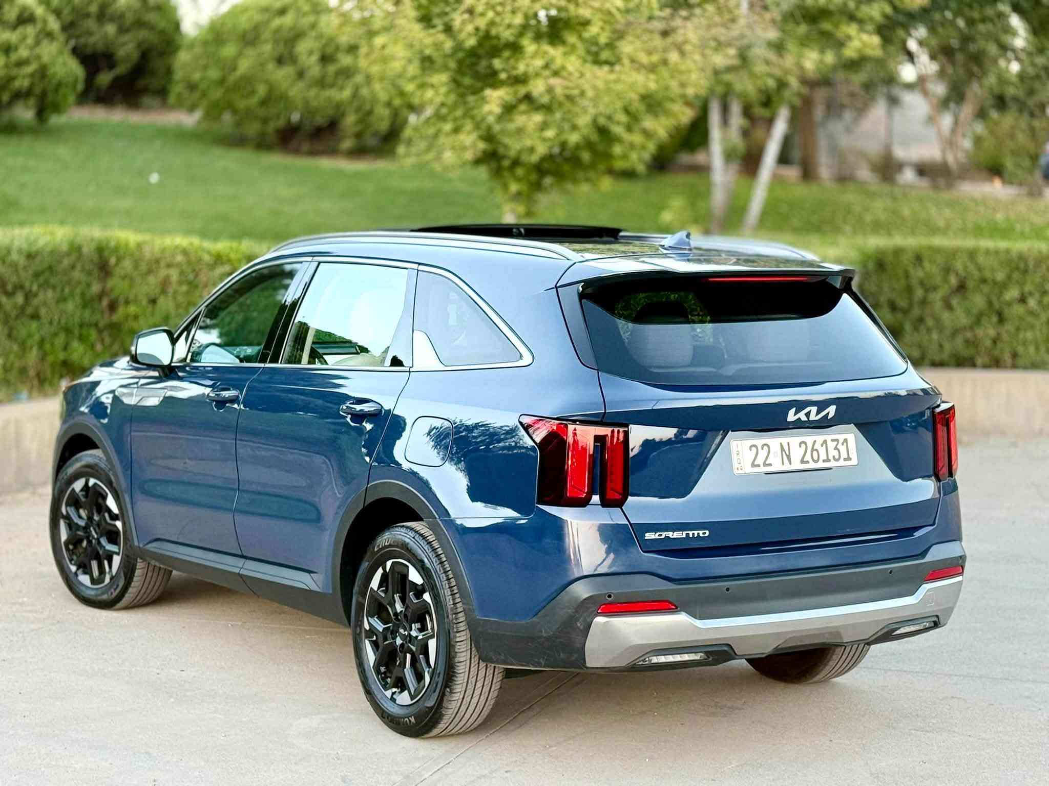 🚘 للبيع | كيا سورينتو S 2024

Kia sorento S 2024
🔹 اللون: أزرق
🔹 الممشى: 25 الف ميل 
🔹 المحرك: 2500 cc 

⭐ المواصفات:

✔️ بانوراما
✔️ داخل جلد أبيض
✔️ أضواء زينون
✔️ بصمة أبواب + تشغيل بصمة
✔️ تشغيل عن بُعد
✔️ شاشة كبيرة مع Apple CarPlay
✔️ كاميرات + حساسات أمامي وخلفي + رادارات
✔️كراسي كهرباء وتدفئة
✔️ أوضاع قيادة ECO / NORMAL / SPORT
✔️ والعديد من الإضافات الأخرى

🔧 حالة السيارة:

✅ بدون صبغ 
✅ بدون أيرباك — جميع الأيرباكات أصلية ولم تفتح

🔑 رقم الشاصي:

5XYRL4JC6RG281615

💰 السعر:
25500$
💬 قابل للتفاوض بعد المعاينة

🔢 الترقيم:
السيارة رقم اربيل (ترقيم جديد فحص وهزه وسنويه لغايه 2030)

📍 الموقع: أربيل
📞 ***********
واتساب / اتصال / فايبر

