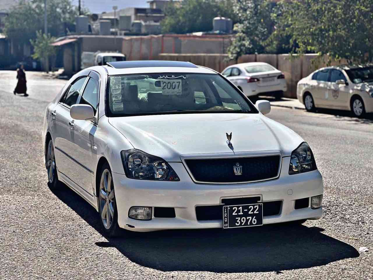 شاهینە 184 بڕاوە 2007 بێ دووکە ڵ هه مو شتێکی بە شە رت
57گە ڵا
***********
