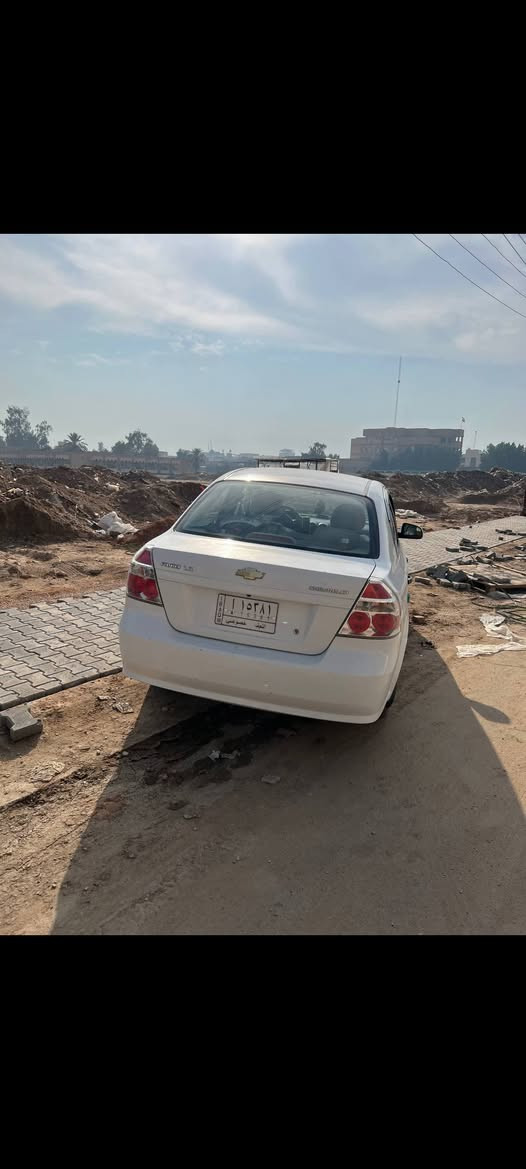 Chevrolet Aveo 2011LS 
سلام عليكم
شيفروليه افيو 2011 LS محرك 1.4 المفتوح المرغوب 
مواصفات السيارة📍
4 جام كهرباء
شاشة اندرويد📺
تحكم مري جانبي كهرباء 
ممشى السيارة 150 الف KM 🛣️
تبريد ثلج❄️ 
دهن سينتك الاماراتي 
السيارة كما موضحة بالصور نظيفه 
بدون صبغ او تبديل 

السعر 70$ وبيها مجال 
للإستفسار واتساب 
***********
