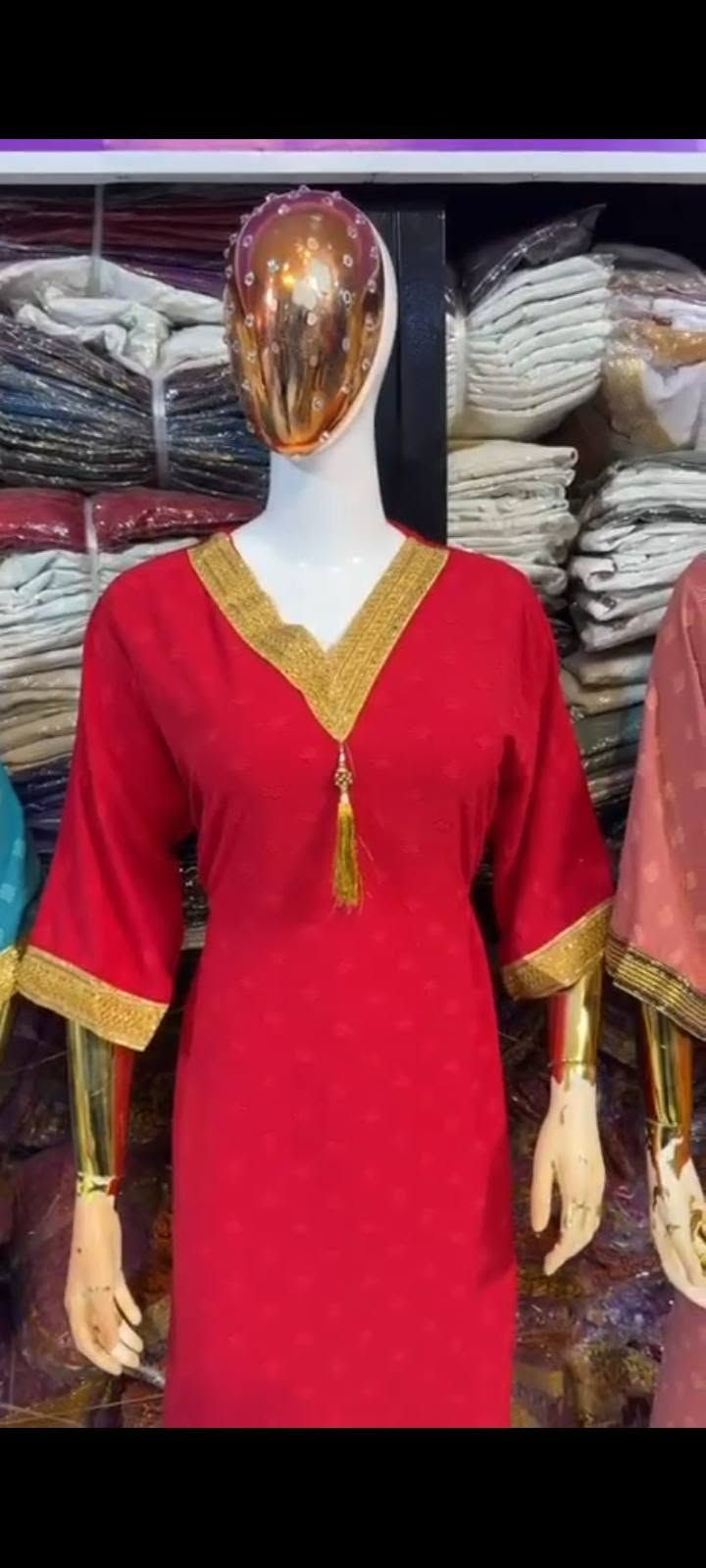 دشايش سعر القطعه 3 الف قفل 30 دشداشه
***********

نص مكتوب في الصور:
- السرعة: 2x