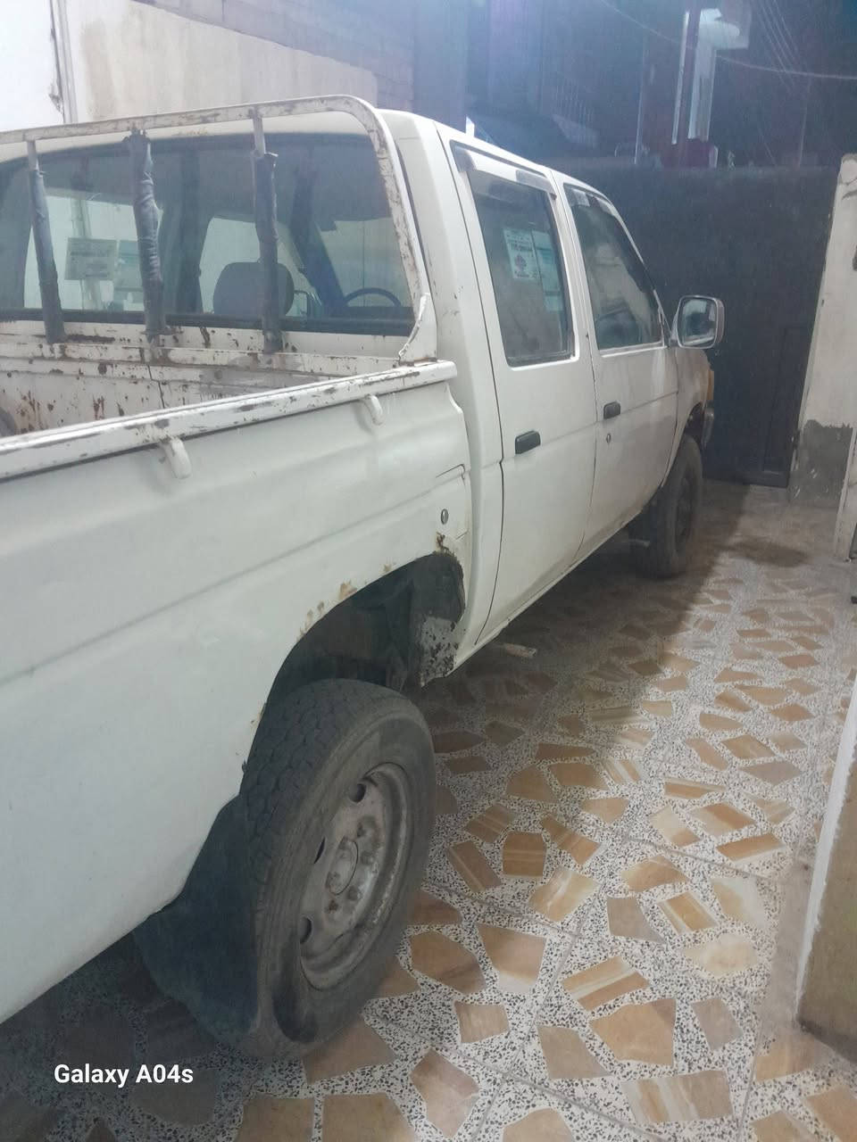بيكم نيسان مكينه وكير ونجي ٦ السنويه ٢٨ امداور اشوكت ماتريد السعر ٢٥ وبيها مجال للشراي اتصل على الرقم ***********  مكانها في ميسان العماره
