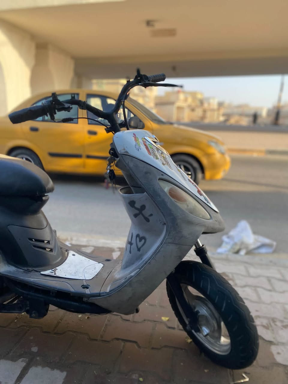 السلام عليكم دراجه ماكس منغولي للبيع اوراق سعرهه 400وبيه مجال بصيط  ***********
