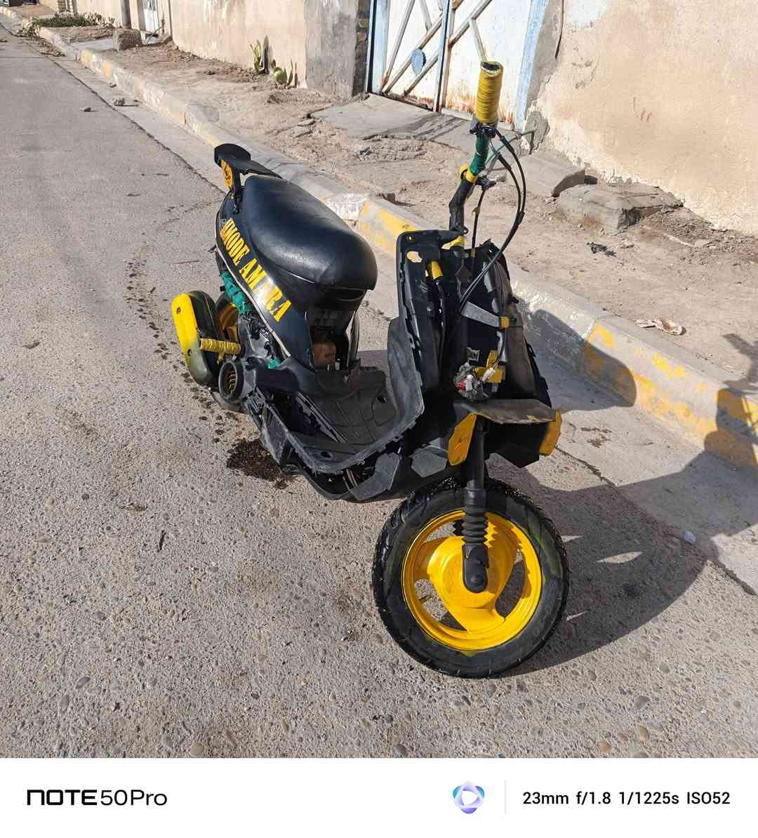 سلام عليكم شباب دراجه للبيع دراجه مجنبزه حلوه ونضيفه كدام عينك تشتغل سلف وهندر شلعه ومعدل طير شرط فوك 60طلع معدل شاصي مكفول صوت اكسل مابيهاا مكينه مفتوحه فقط بوشه وبستم وسعرهاا ب200وبيهاا مجال عنوان حولي الاف دار  ***********

نص مكتوب في الصور:
- NOTE50Pro 23mm f/1.8 1/1225s ISO52
- NOTE 50 Pro 23mm f/1.8 1/1225s ISO52
- NOTE 50 Pro 23mm f/1.8 1/1139s ISO50
- NOTE50Pro 23mm f/1.8 1/154s ISO50
- NOTE50Pro 23mm f/1.8 1/656s ISO52
- NOTE50Pro 23mm f/1.8 1/4000s ISO316