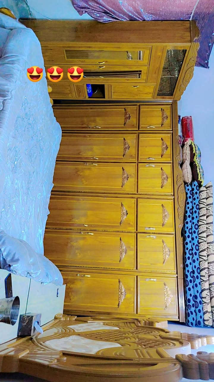 غرفت خشاب نضيفه مرتبه لبيع سعر
90050وبيها مجال سكن لانبار عامريت لفلوجه👍
***********
