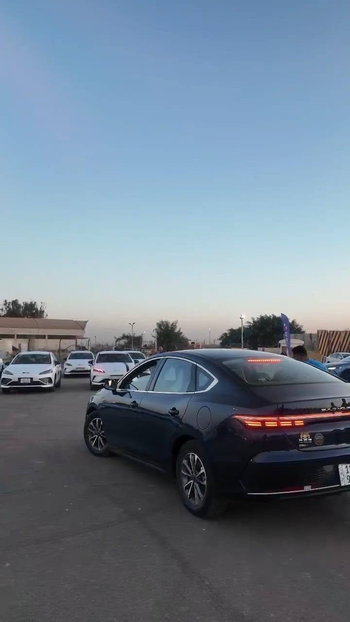 السلام عليكم
Byd destroyer 05

اللون نيلي

الممشى 26 ألف كيلو متر EV+HEV

السيارة معروفة مواصفاتها وكامل البرامج نازلة بالشاشة آخر تحديث.  السيارة مابيها أي مشاكل أو أي أعطال. 

بيها ضربة بالجاملغ الخلفي جهة السايق وشويه من الباب الخلفي على أثرها انصبغ الجاملغ وربع الباب وانضرب كلير لتوحيد اللون. 

وبيها شخوط بسيطة أثر صعود مكرم السامع.. كلب على الصندوق والقمارة والبنيد وتروح بالبولش يم مركز مختص لكن وقت ماكو للأسف..

سعر السيارة :17.750 وبيها مجال للشراي

مكانها الدورة - بوعيثة

للإستفسار- ***********
