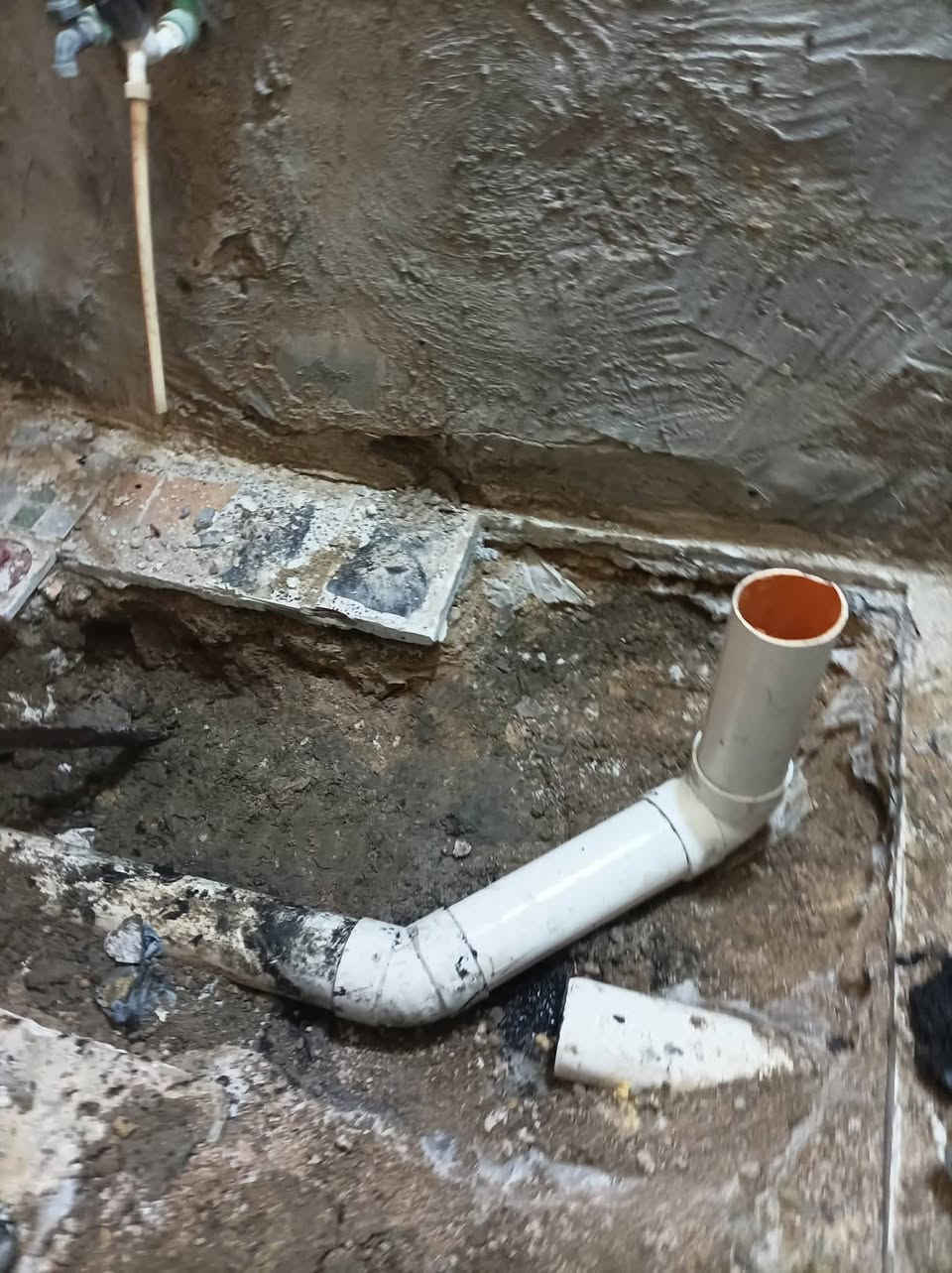 سلام عليكم 
   جزء بسيط من اعمالنا ترميم وتاسيس وفتح الانسداد ومعالجه                     المشاكل والاخطأ  وان شاء الله ينال اعجابكم 
للتواصل ***********
مازنجر واتساب موجود
