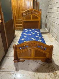 سرير زان • مصري فصال • ثقيل
