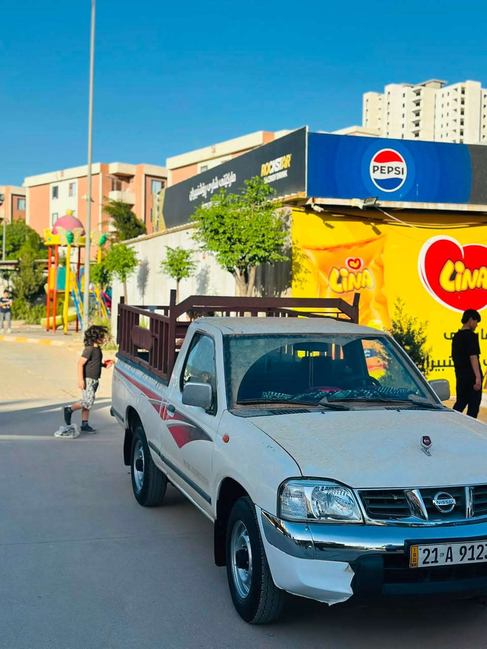 نیسان پیکاب بۆ فرۆشتن مۆدێل ٢٠٠٨ گێڕو مەکینە بەشەرت بستێک بۆیاخی هەیە مەکینەم تازە بۆ گۆڕیوە  
شوێن سلێمانی 
***********
