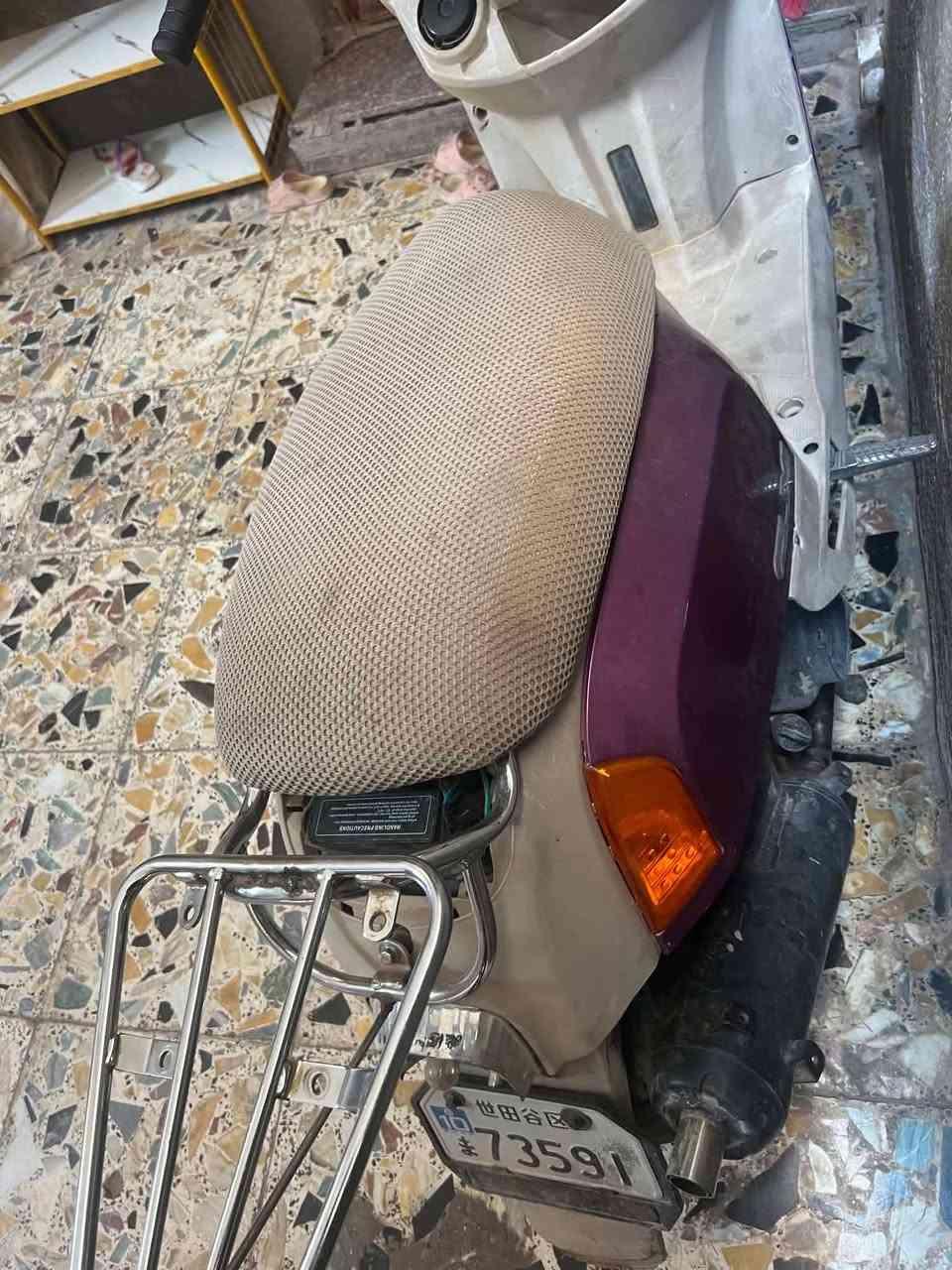 سلام عليكم دراجه.  بوليس للبيع سعره 450 وبيها مجال مكان بغداد العبيدي شراي يراسلني وتساب عل هذه رقم ***********
