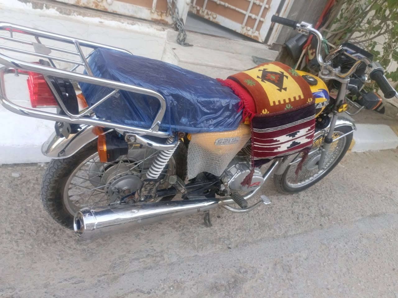 السلام عليكم أربعة كير رابيدو
شاصي 2021 تعمير جديد أقل الشهر اوراق سكنر باسمي
دراجة شغاله من طول للطول كهربائيات كامله دبلات امامي وخلفي شغال زوج تايرات جدد محرك ناعم شلعه معدل 

كربلاء قرب مستشفى الكفيل حي الامام علي 
(***********) بي واتس اب
