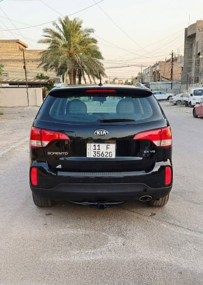 سورنتو مديل 2014 أمريكي فول مواصفات  رقم بغداد بسمي استفسار ***********

