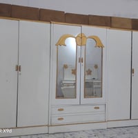 غرفه • مصبوغه ابيض • بيع مستعجل