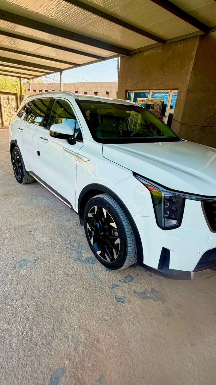 سلام عليكم
سورنتو 2025 فول موصفات 
ماشيه 45 
السعر 290قفل 
سياره بسمي مداور ثاني يوم 
تفاصيل اكثر ***********
