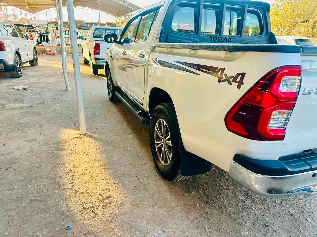 سلام عليكم البيع تويوتا فور ويل سعودي ٢٠٢٢ فول مواصفات سياره جديده كلش ماشيه ١٠٠ الف رقم مثنى بسمي السعر ٢٦٥ بيهه مجال اي استفسار انتصل *********** مكان السياره السماوه حي الحسين
