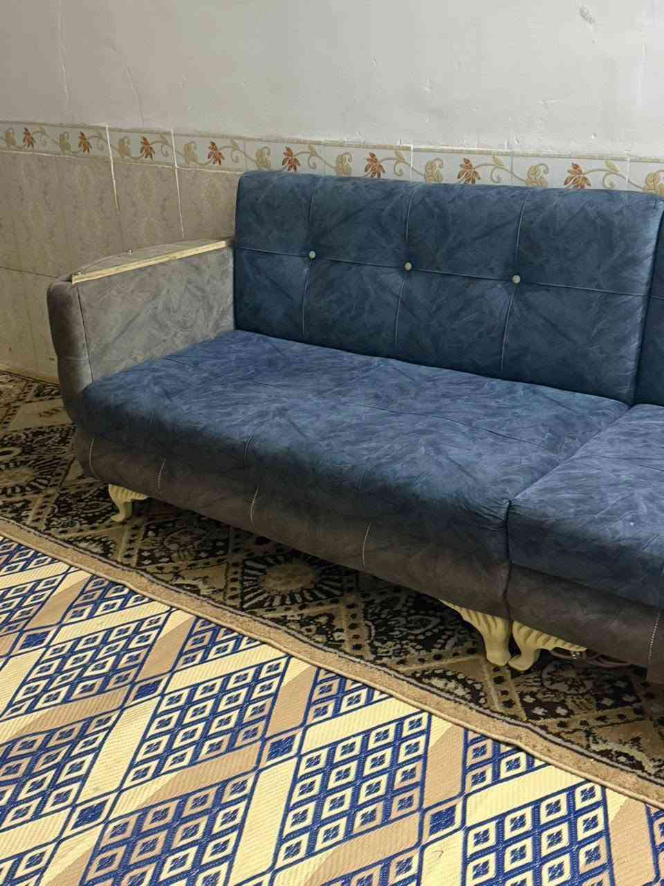 السلام عليكم قنفات 9نفرات نضيفات للبيع***********

