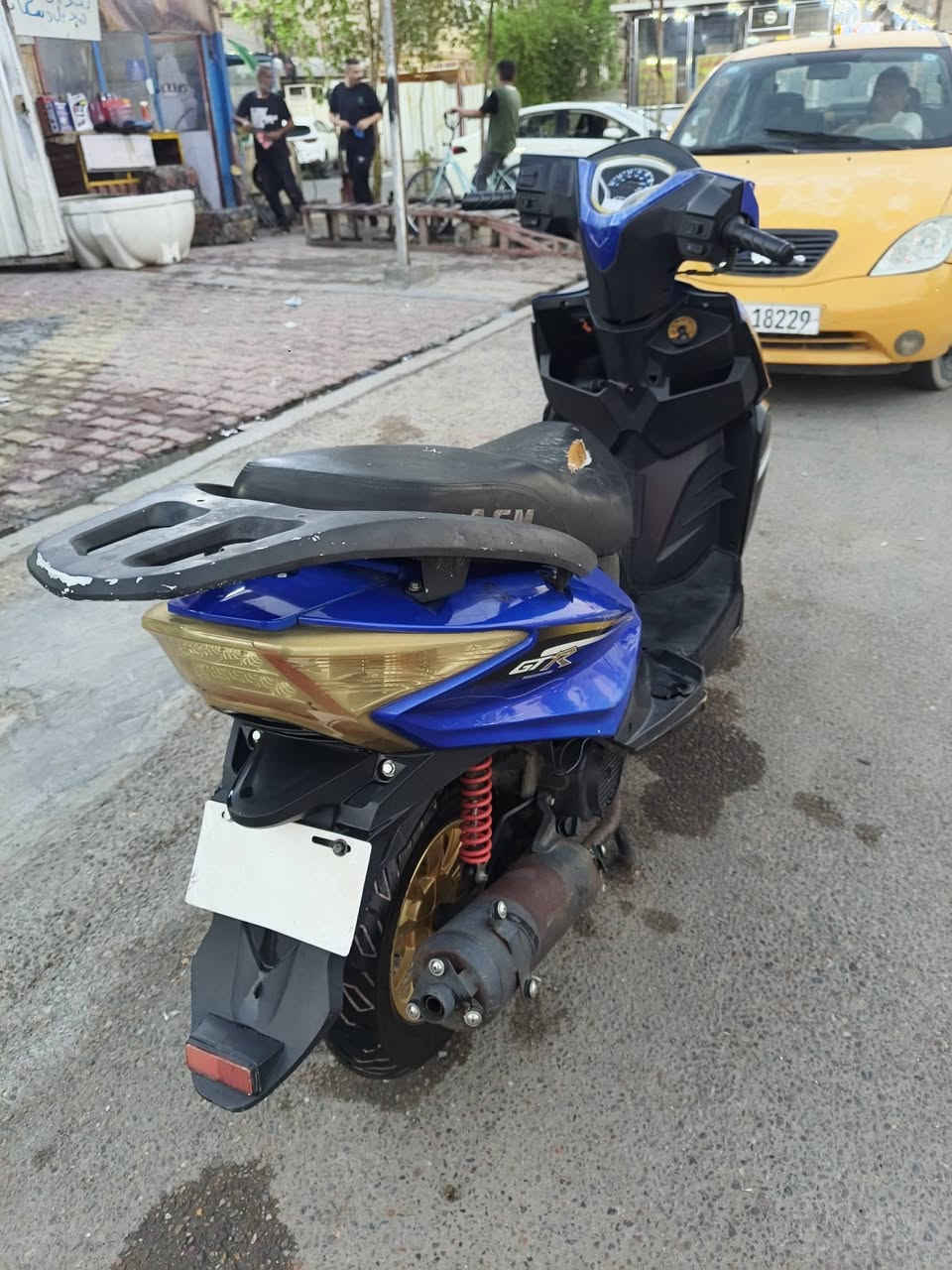 للبيع جيتي ار  صيني شغاله نص نكره سلف وهندر مكينه خرسه بلاديه كهربائيات كله جديد تايرات وبريكات ستان حساس دراجه جديد بمعنه كلمه مكاني بغداد حي العامل سعر 250بيه مجال***********
