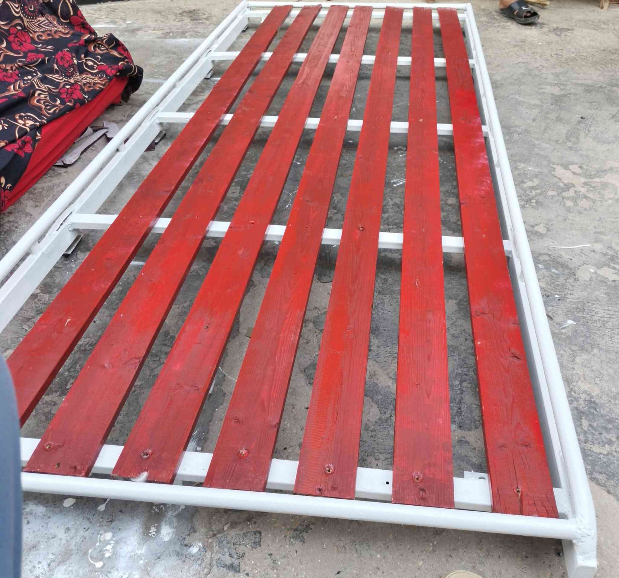 السلام عليكم سيبايه البيع تزريف. فتون سعر 120 بيها مجال مكاني غزاليه. مكلف بنشر اتصل عله رقم ***********
