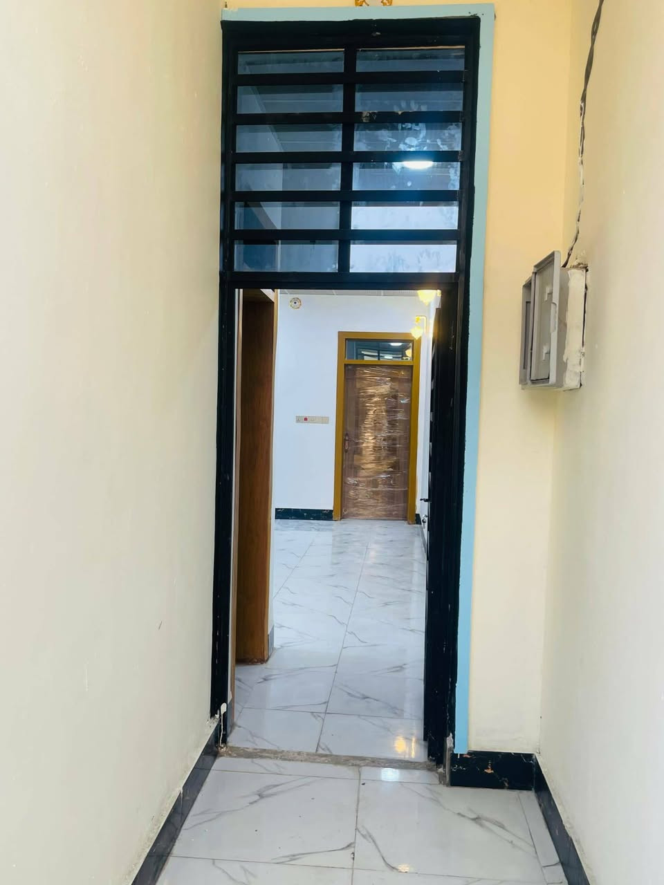 دار للبيع  🏡 
ألمساحه 80 متر 
 #طابو_زراعي_سند_٢٥_أقرار_محكمه
#مشمول_بل_تطويب

بسعر 28 مليون #مع_المجال

غرفه/صاله/مطبخ/صحيات 2/استقبال/كراج /مكشوفه 
الخدمات🏡
ماء/كهرباء/سوق/مدارس/تبليط/انترنت ضوئي  /السطوح مزفته 
ابواب كامله تسكام /ابواب صحيات pps اصليه 

الموقع 🏡 ألنجف/شارع الصب عمود 317
للتواصل 📞***********واتساب
